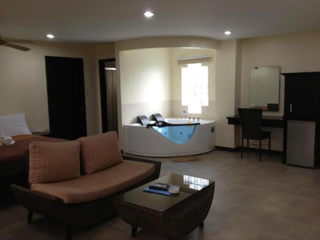 Boomerang Hotel Angeles Eksteriør billede