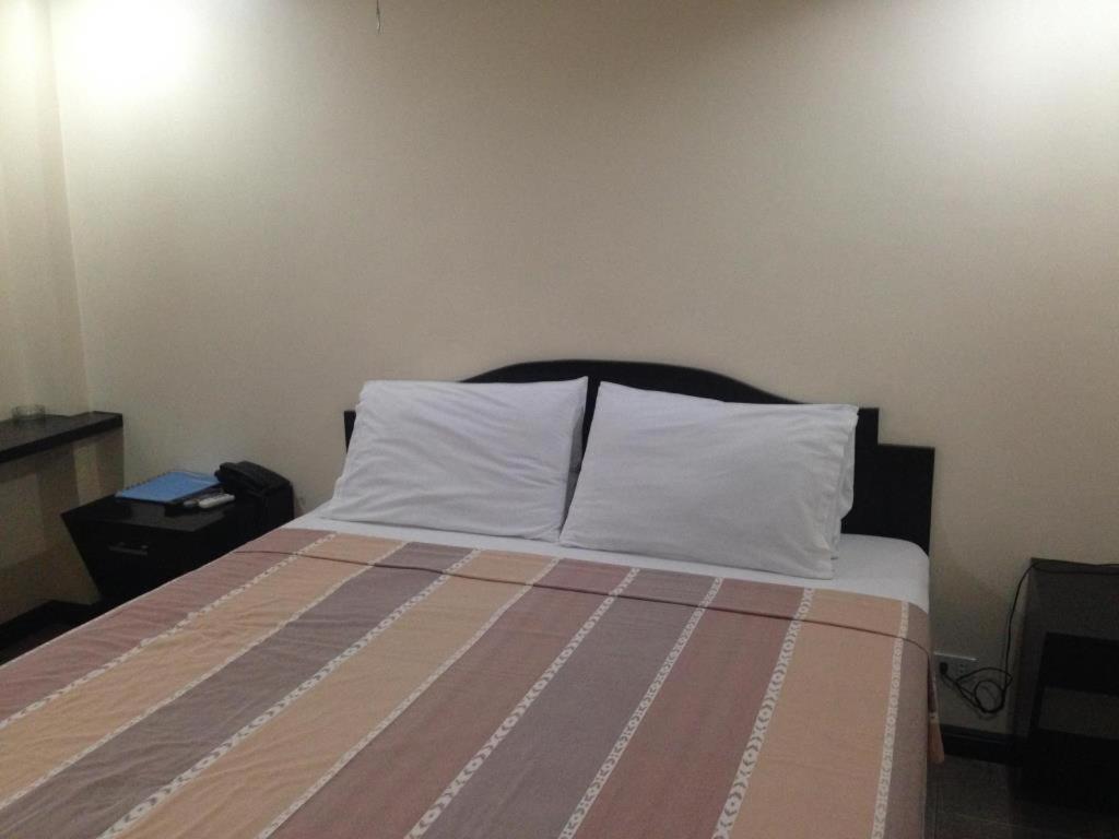 Boomerang Hotel Angeles Eksteriør billede